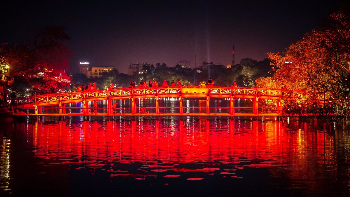 Cầu Thê Húc